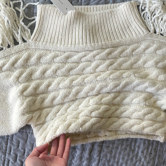 ✨Cable Knit Sweater. ☁️ - Picture 2 of 12